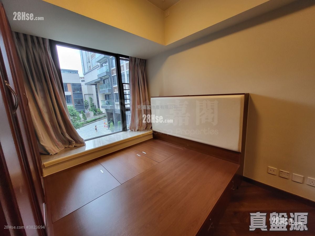 贤文礼士 租盘 1,052 平方尺