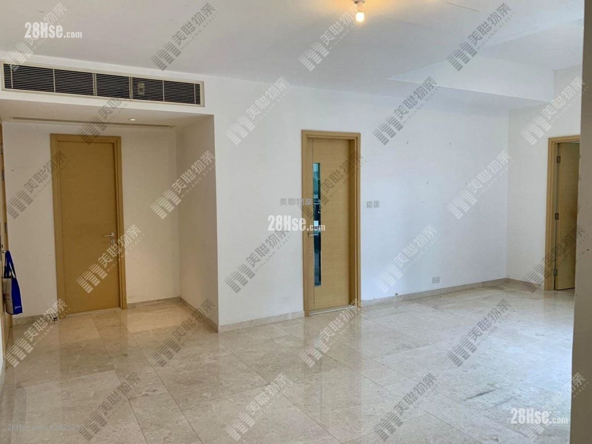 Riva Sell 4 Bedrooms , 3 Bathrooms 1,223 ft²