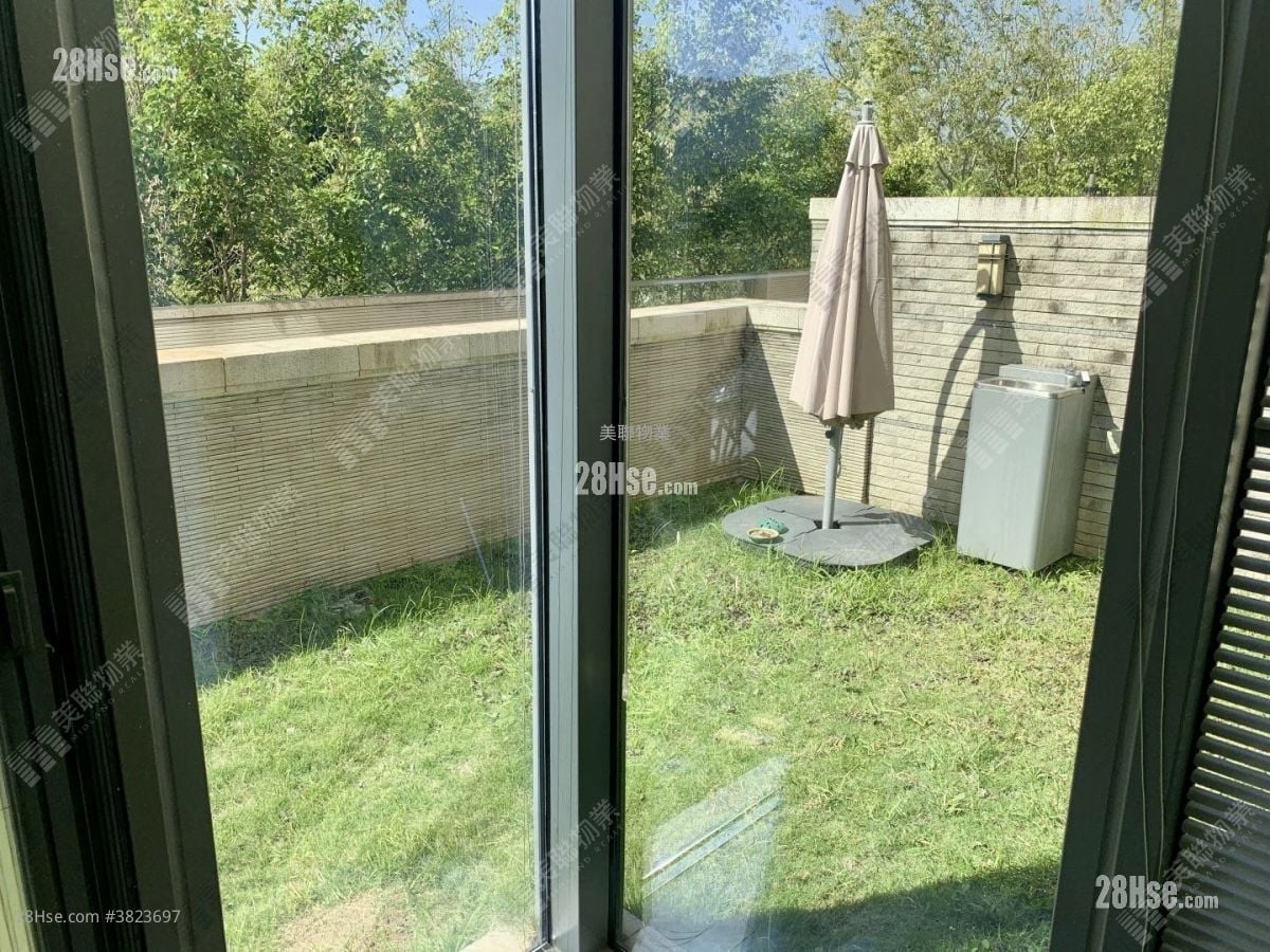 Riva Sell 4 Bedrooms , 3 Bathrooms 1,223 ft²