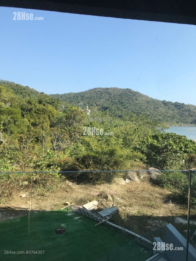 Lok Ness Garden 租盤 4 房 , 2 浴室 1,400 平方呎