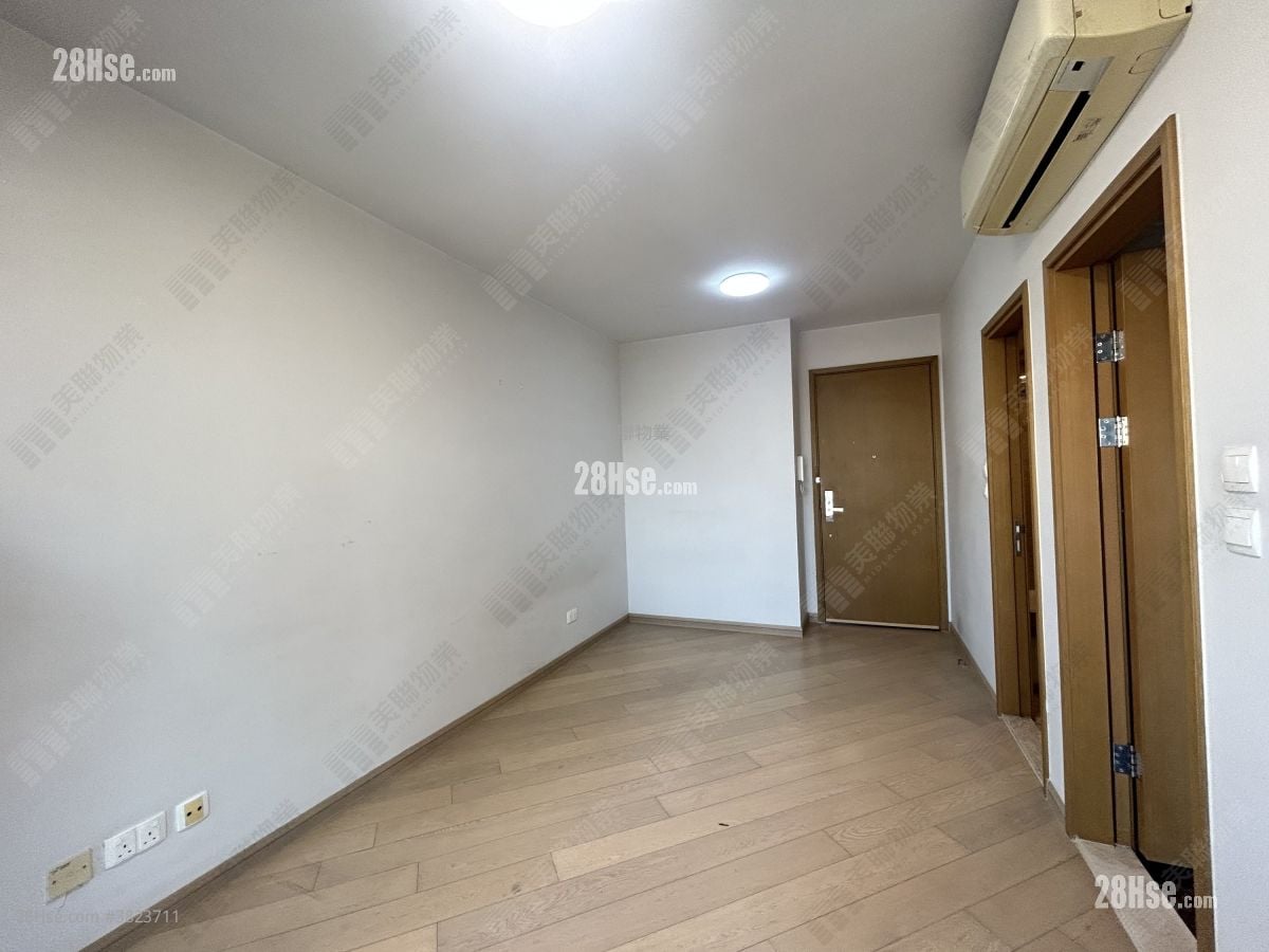 Park Signature Sell Studio , 1 Bathroom 301 ft²