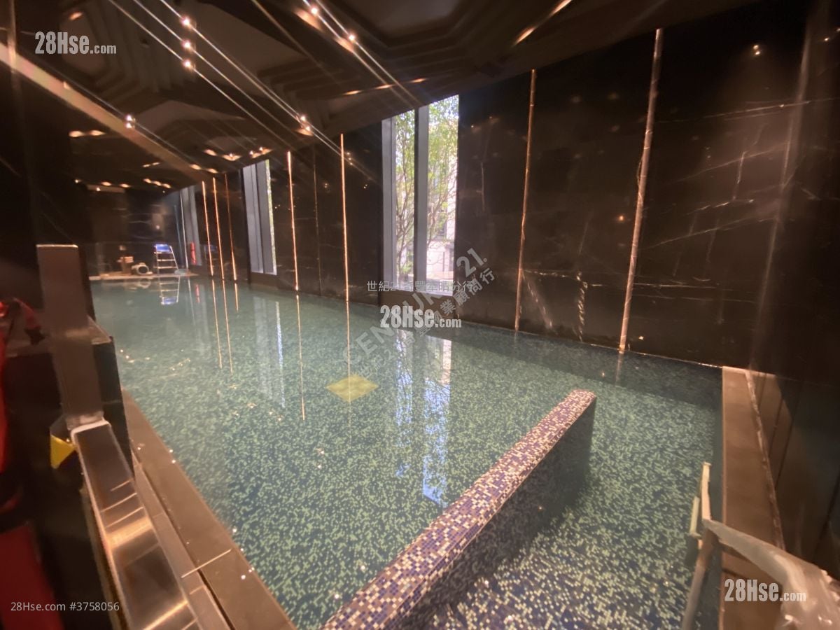 高爾夫御苑 售盤 4 房 , 3 浴室 1,108 平方呎