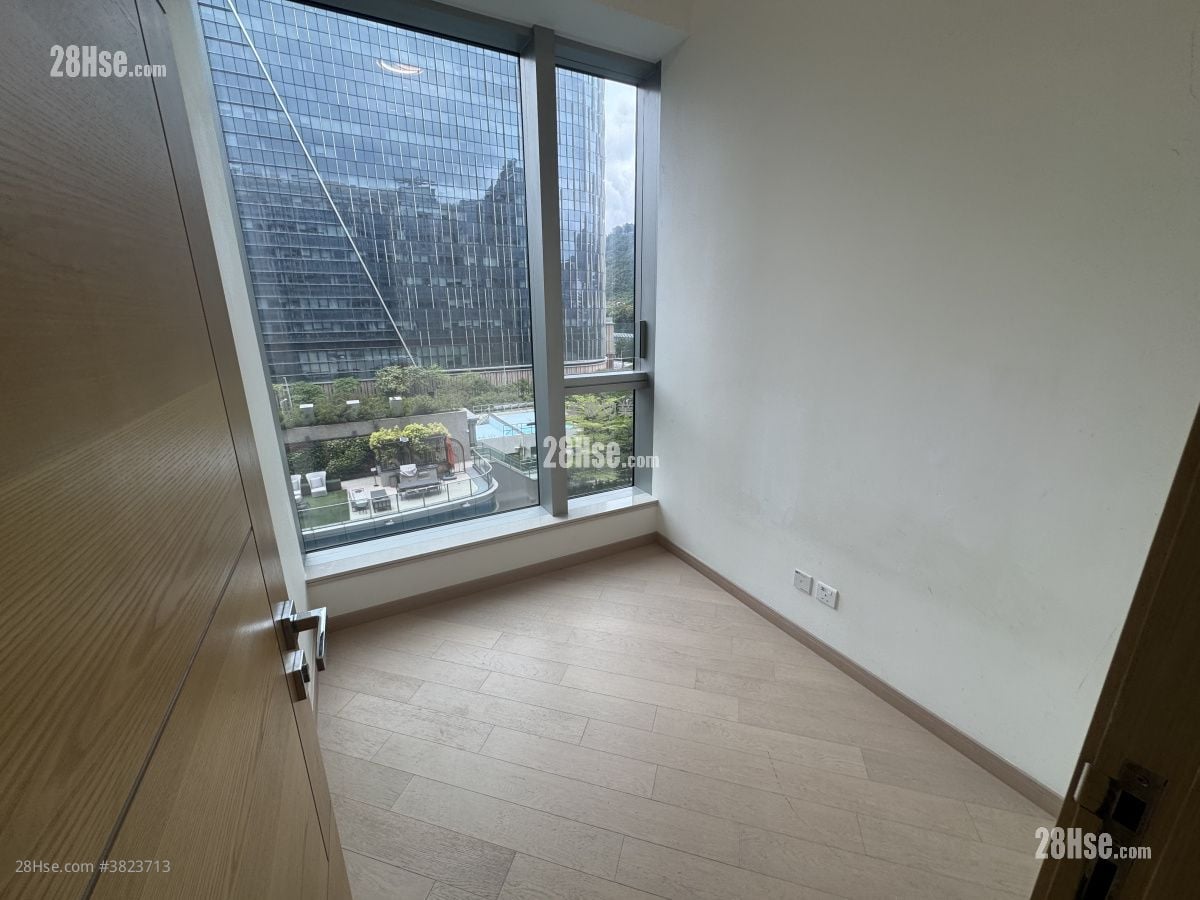 逸瓏灣8 租盤 3 房 , 2 浴室 699 平方呎