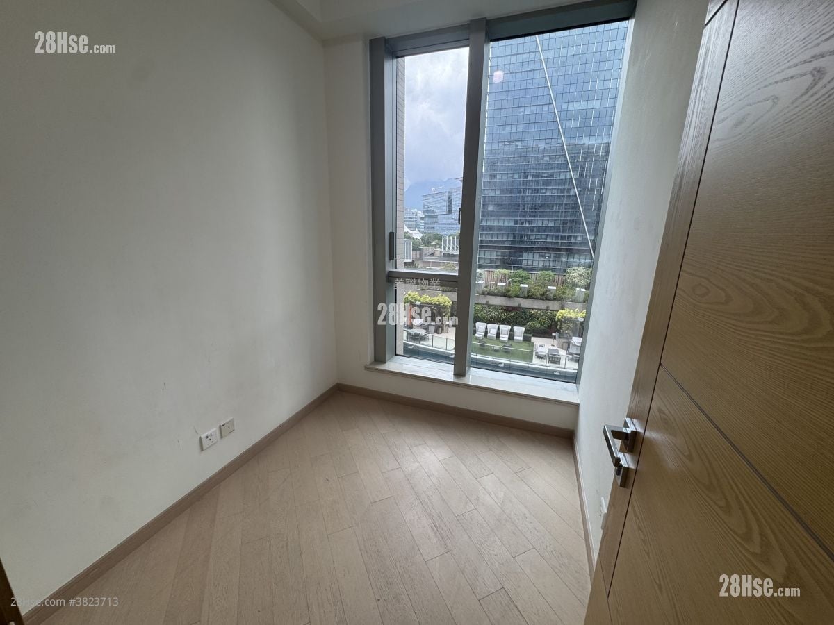 逸瓏灣8 租盤 3 房 , 2 浴室 699 平方呎