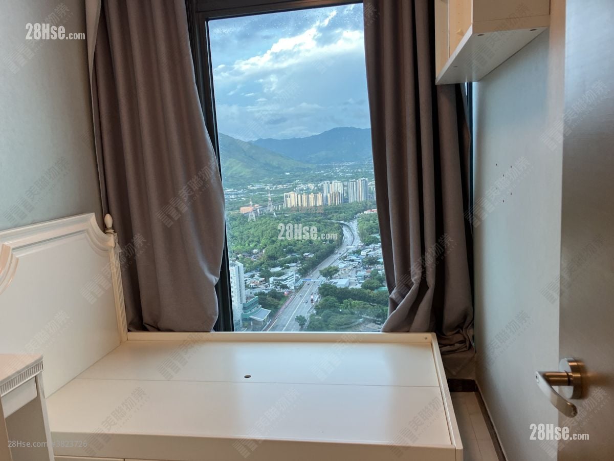 Yoho Midtown Rental 3 Bedrooms , 2 Bathrooms 1,231 ft²