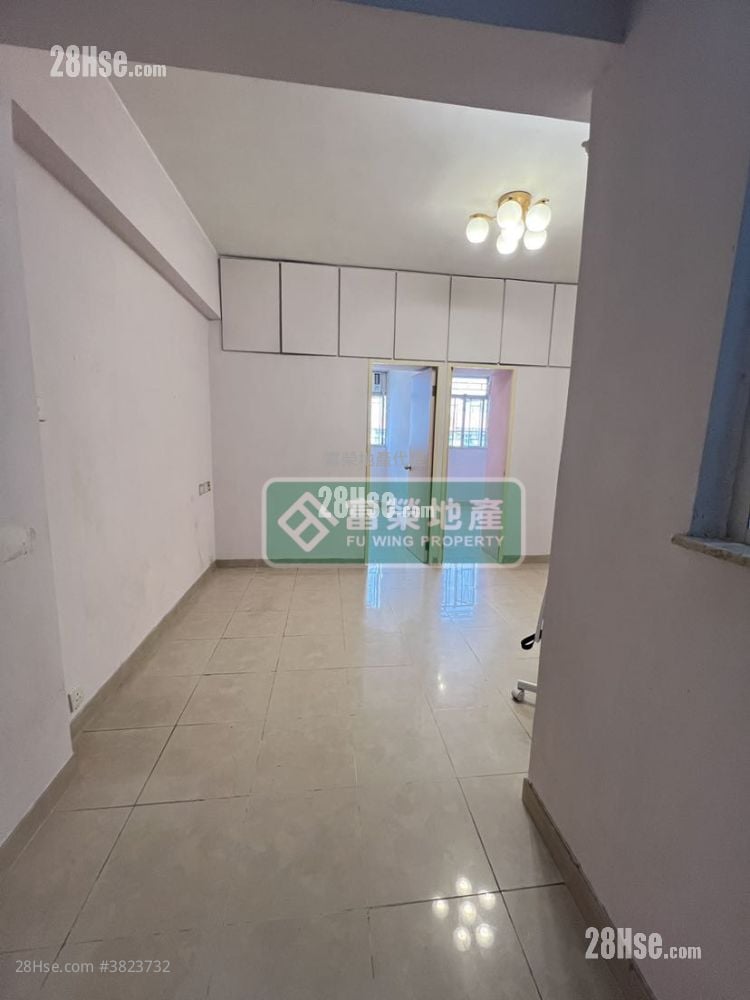 永明大廈 租盤 2 房 , 1 浴室 465 平方呎