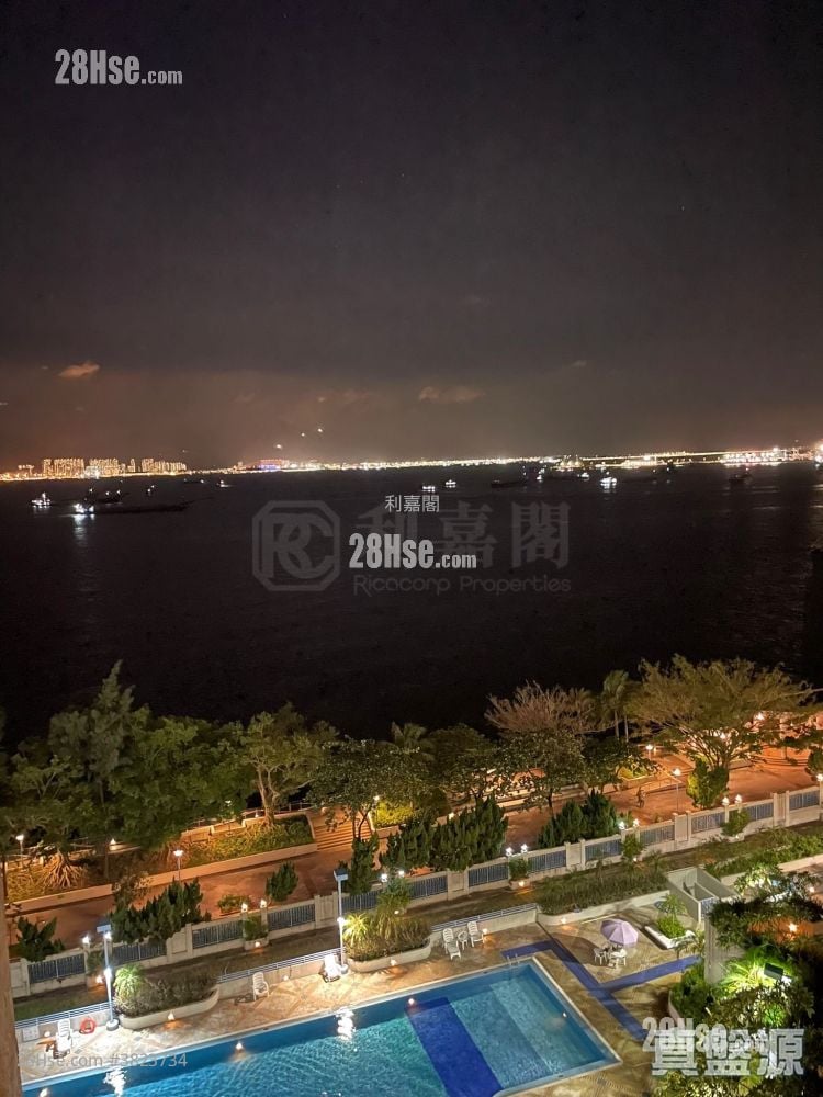 Miami Beach Towers Sell 2 Bedrooms , 1 Bathroom 469 ft²