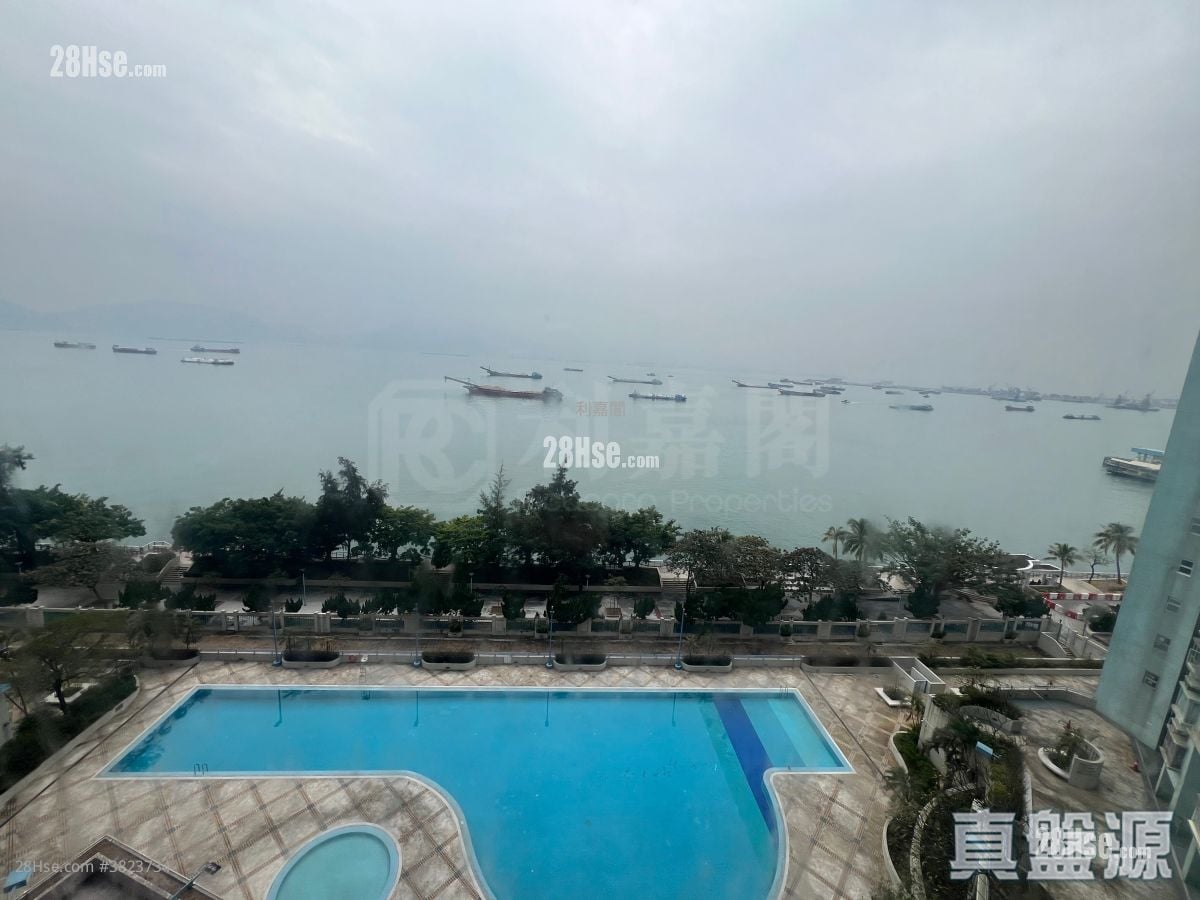 Miami Beach Towers Sell 2 Bedrooms , 1 Bathroom 469 ft²