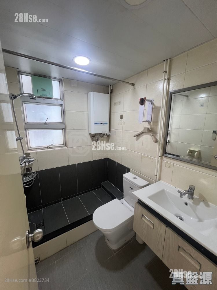 Miami Beach Towers Sell 2 Bedrooms , 1 Bathroom 469 ft²