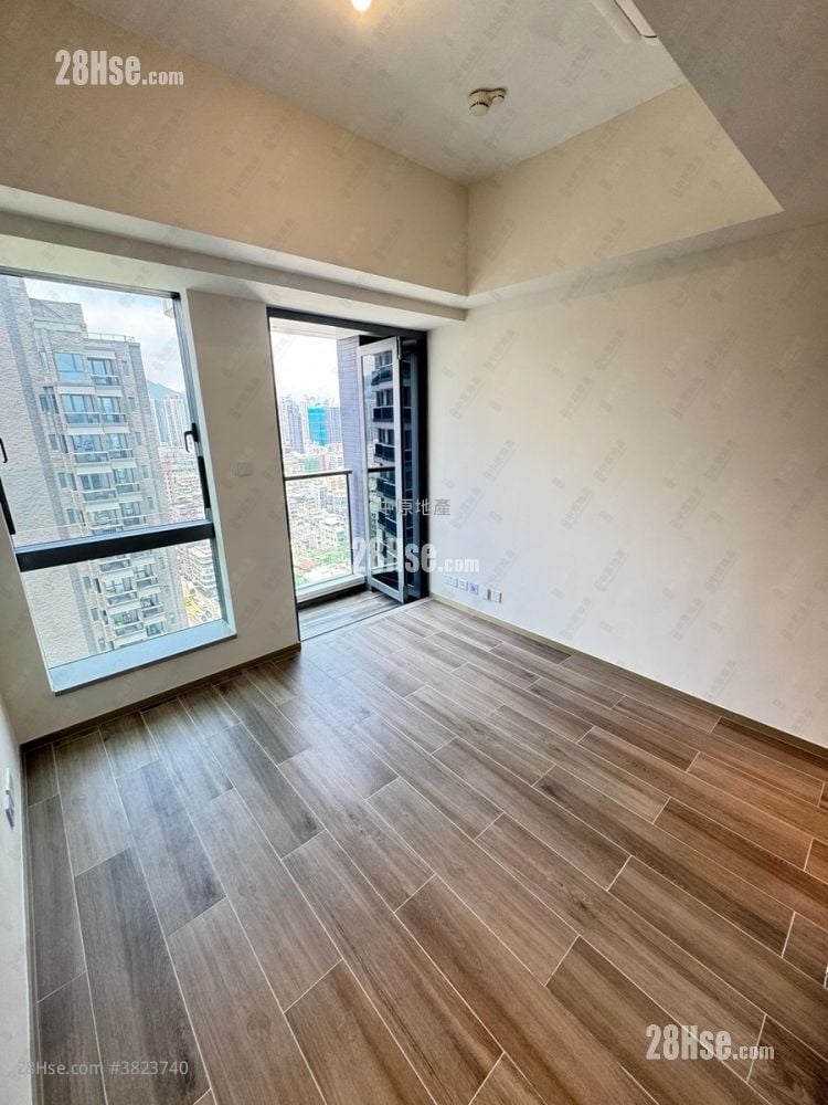 The Vim Sell Studio 201 ft²