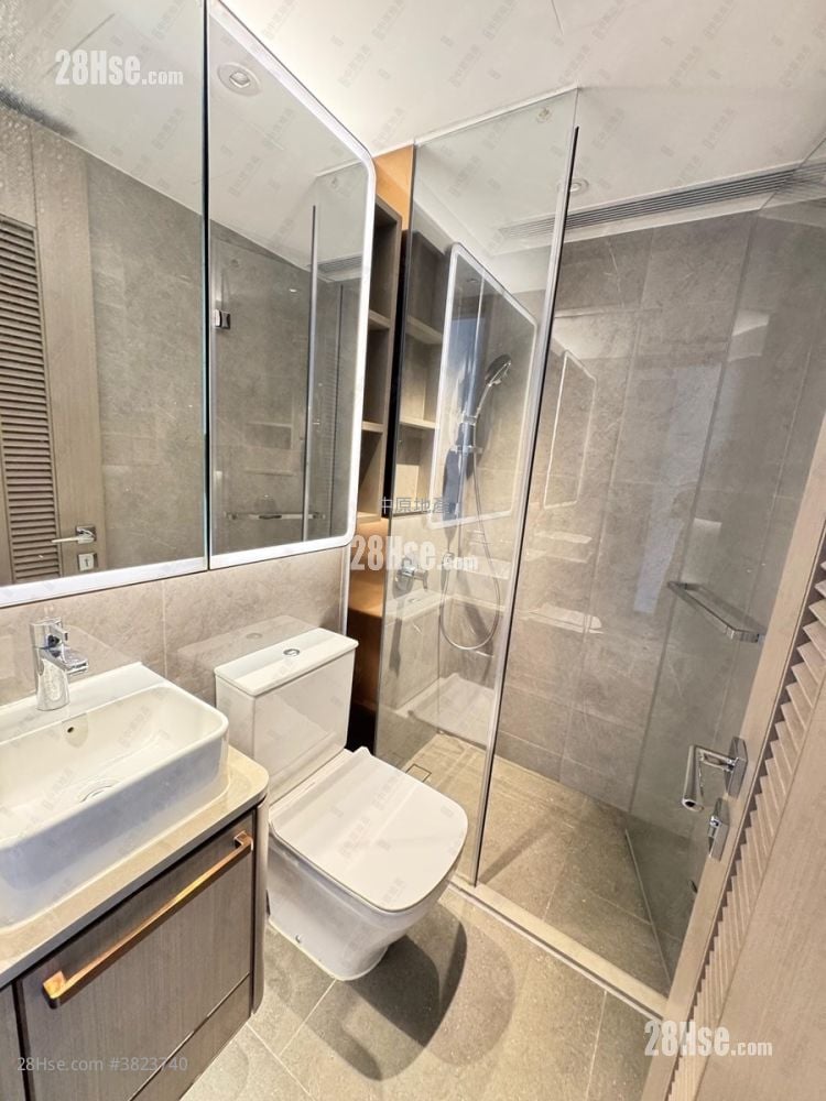 The Vim Sell Studio 201 ft²