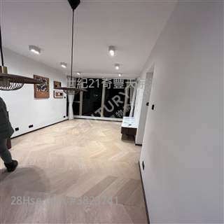 The Waterside Sell 3 Bedrooms , 2 Bathrooms 696 ft²