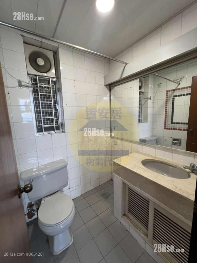 Sun Tuen Mun Centre Sell 3 Bedrooms , 1 Bathroom 603 ft²