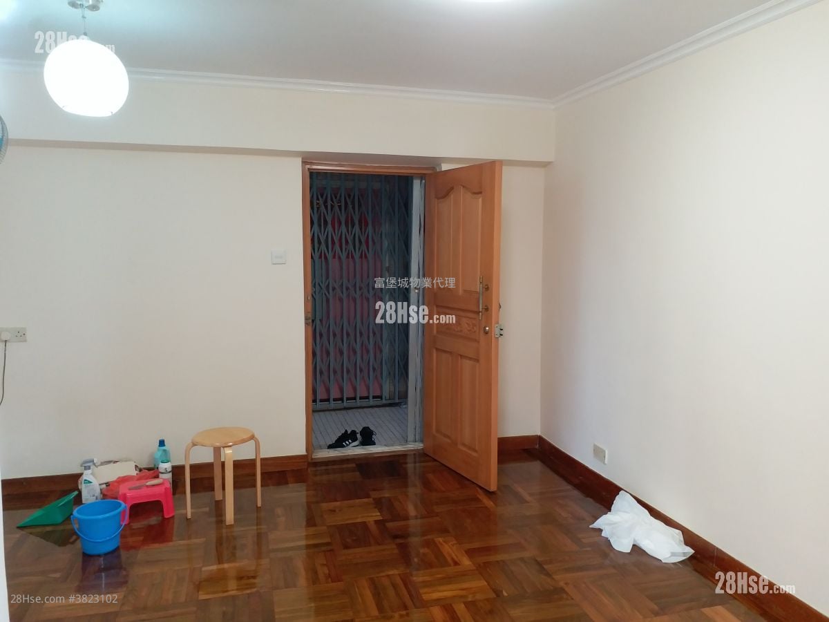 Kwong Yuen Estate Rental 2 Bedrooms , 1 Bathroom 376 ft²
