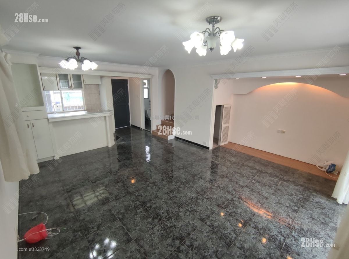 锦绣花园 租盘 3 房 , 2 浴室 848 平方尺