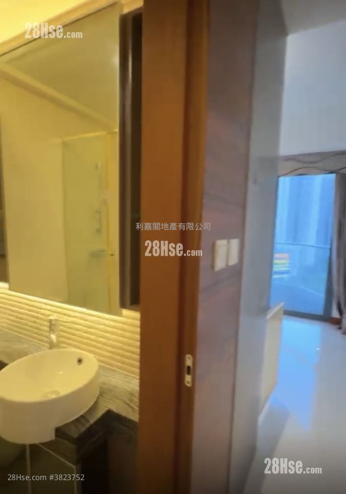 Primrose Hill Sell 219 ft²