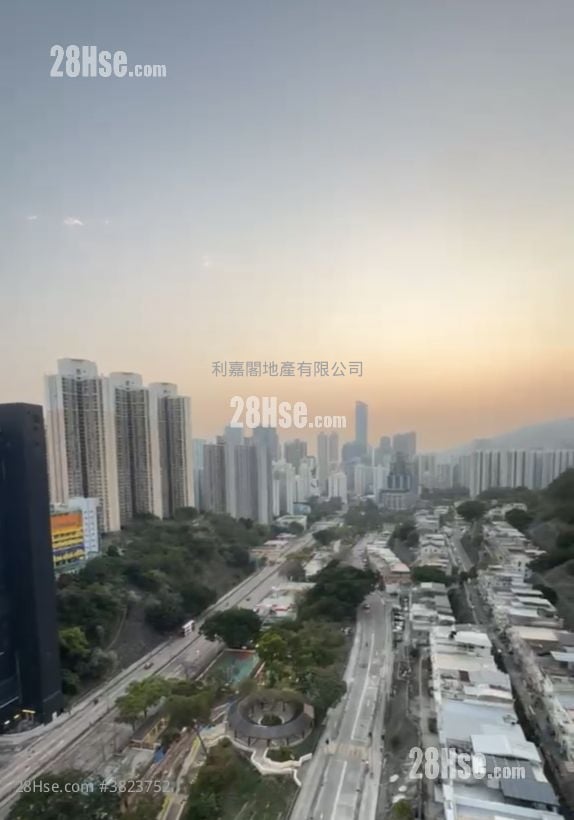 Primrose Hill Sell 219 ft²