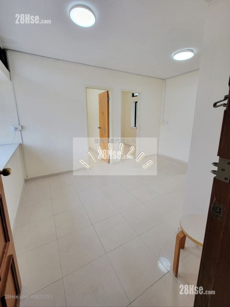 山景阁 售盘 2 房 , 1 浴室 319 平方尺