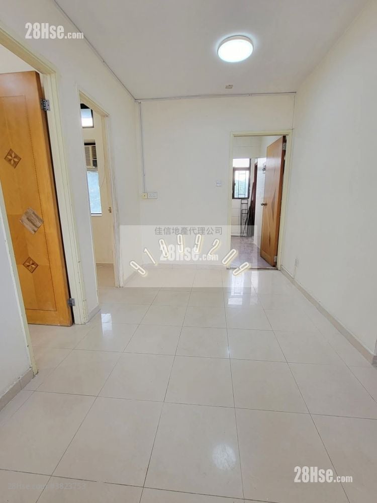 山景阁 售盘 2 房 , 1 浴室 319 平方尺