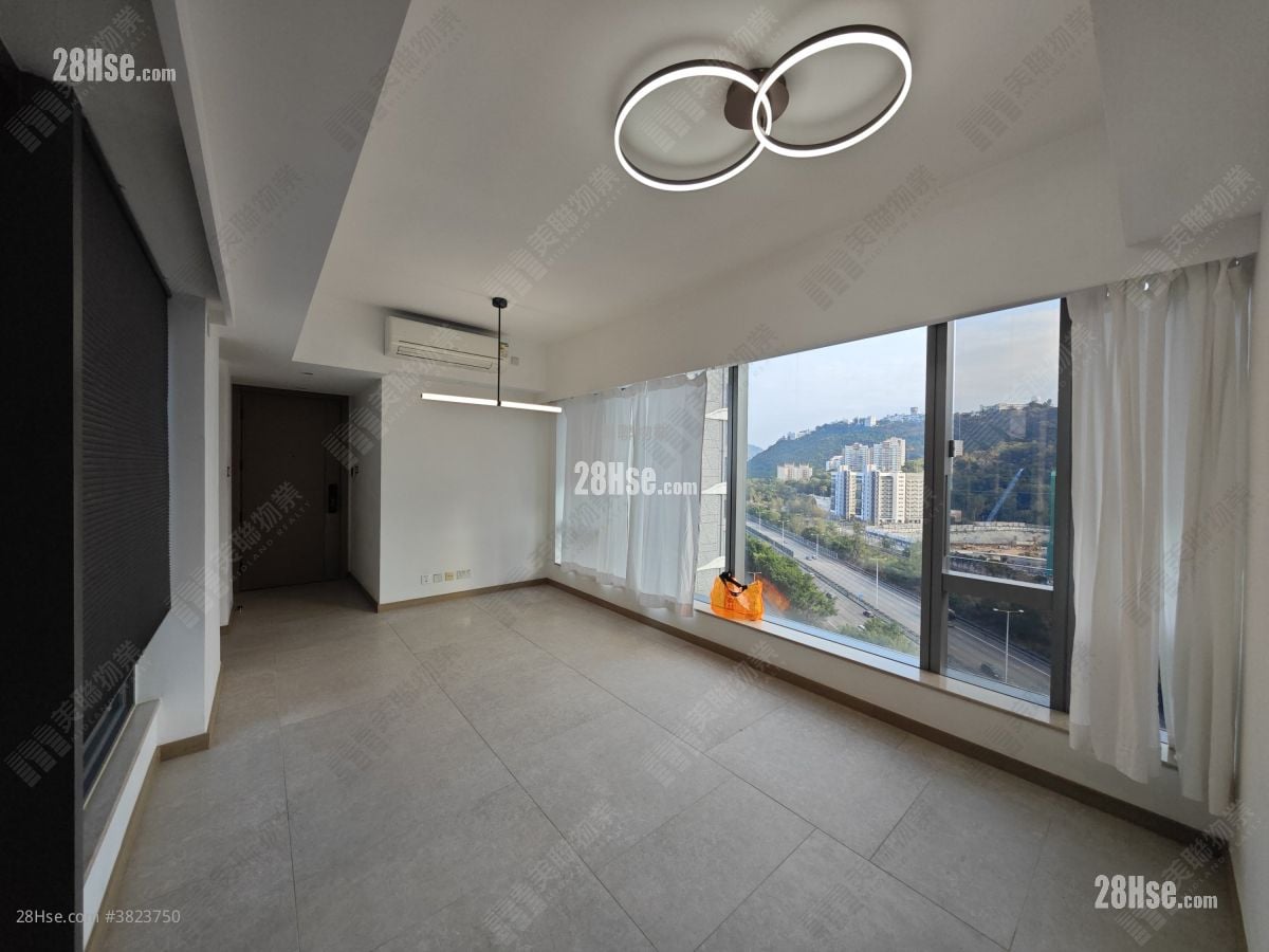 雲滙 租盤 3 房 , 2 浴室 781 平方呎