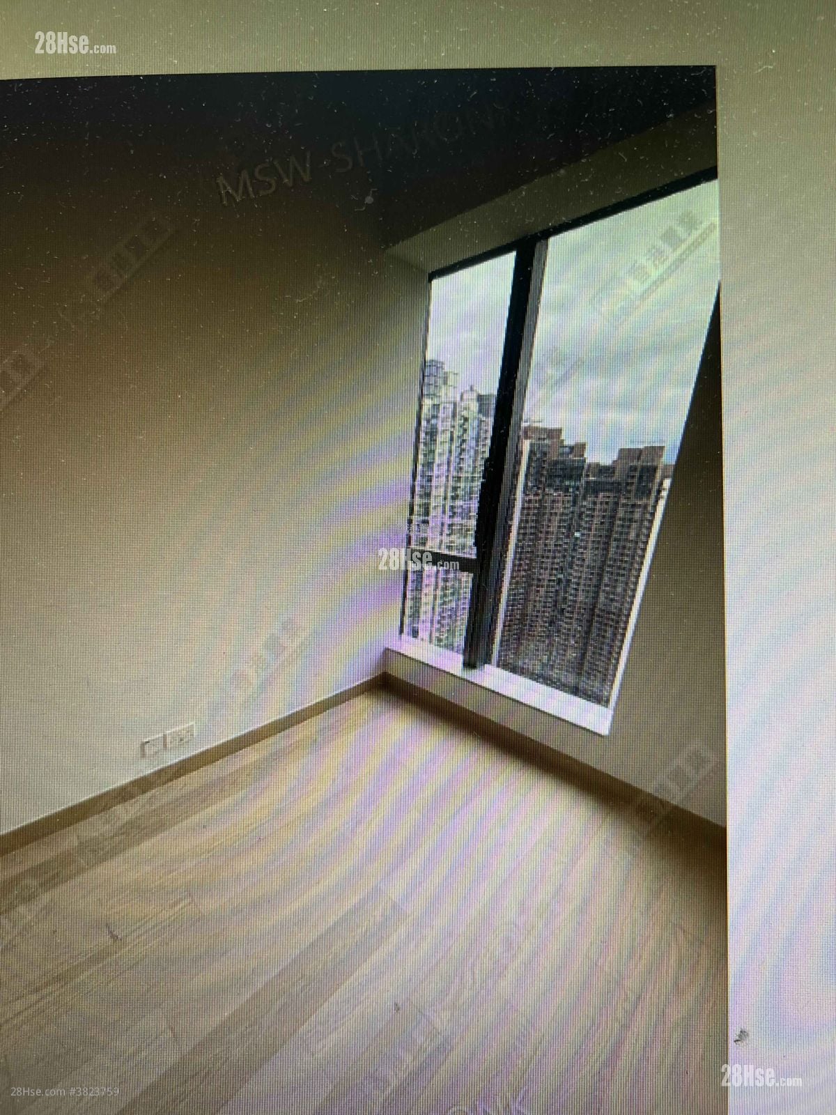 Seasons Place Sell 1 Bedroom , 1 Bathroom 330 ft²