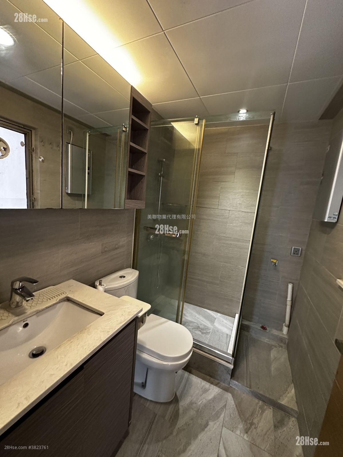 The Waterside Rental 2 Bedrooms , 1 Bathroom 488 ft²