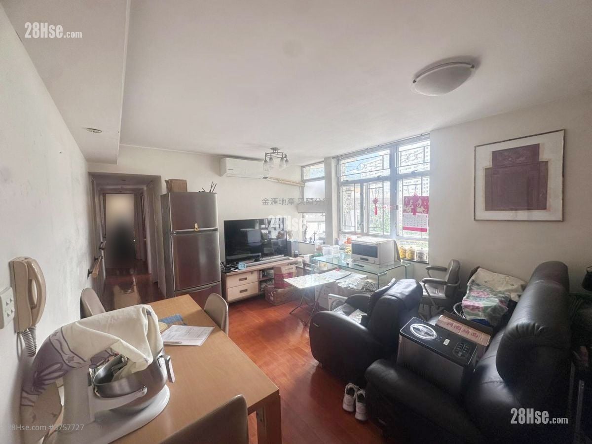 采頤花園 售盤 3 房 , 2 浴室 588 平方呎