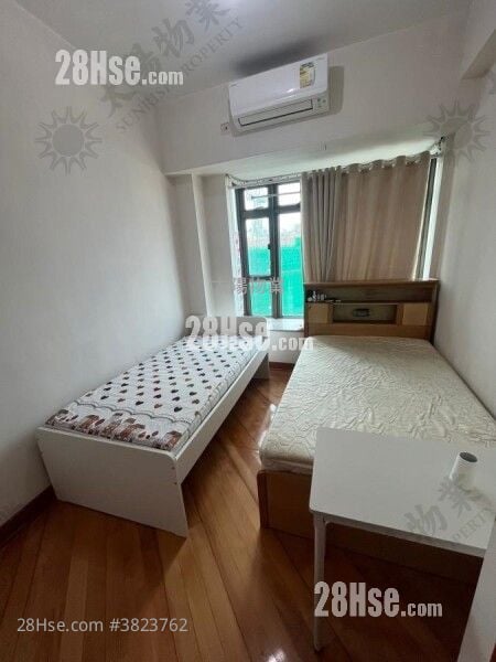 Royal Peninsula Sell 2 Bedrooms 592 ft²