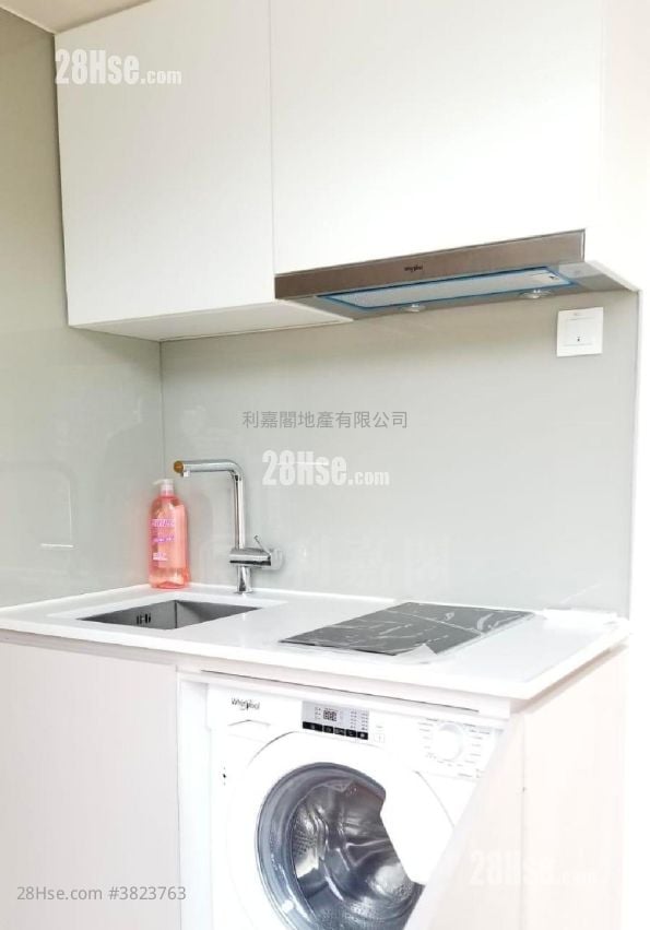 悦雅 售盘 开放式间隔 , 1 浴室 173 平方尺