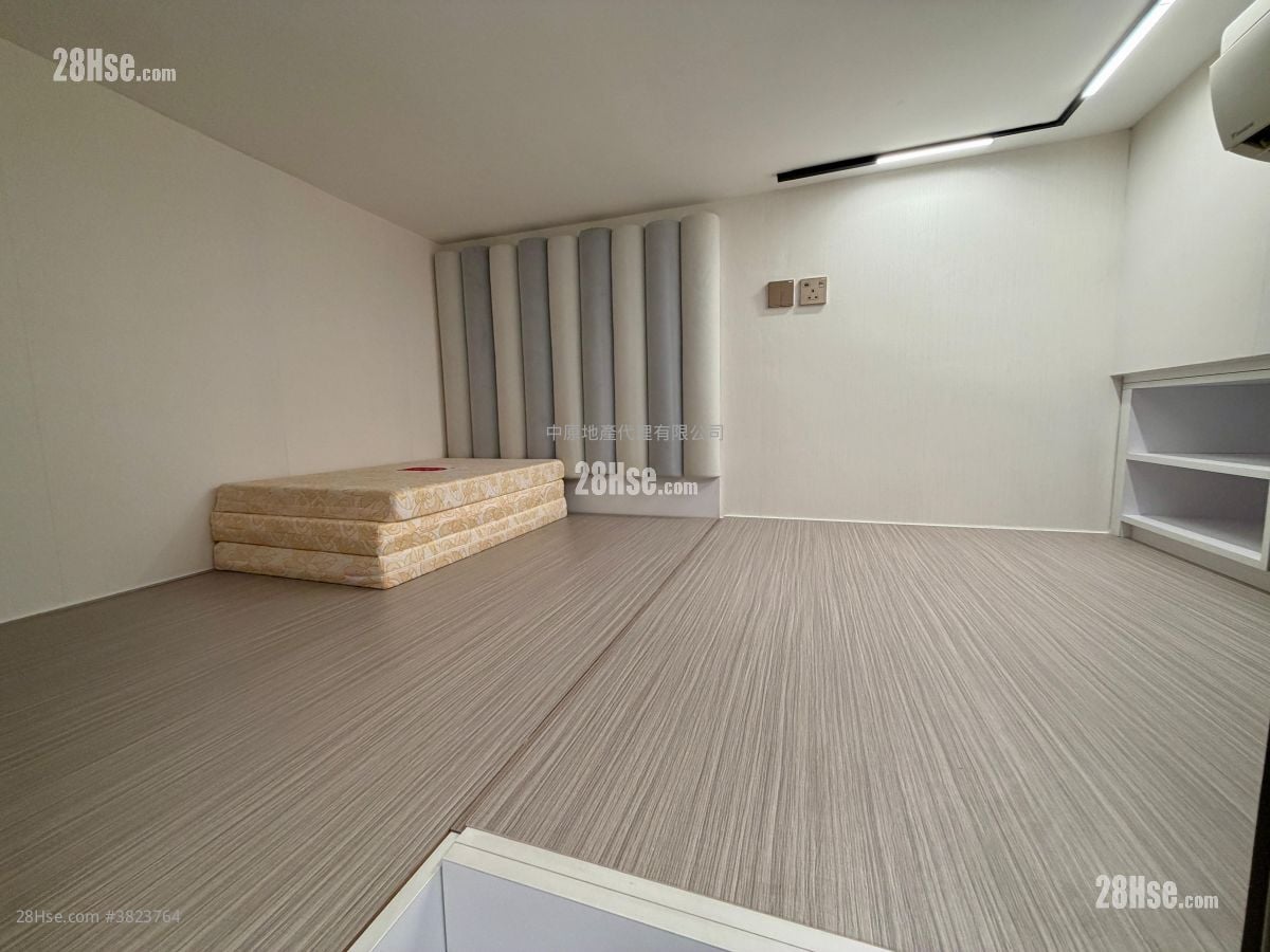 傲玟 售盘 3 房 , 4 浴室 1,403 平方尺