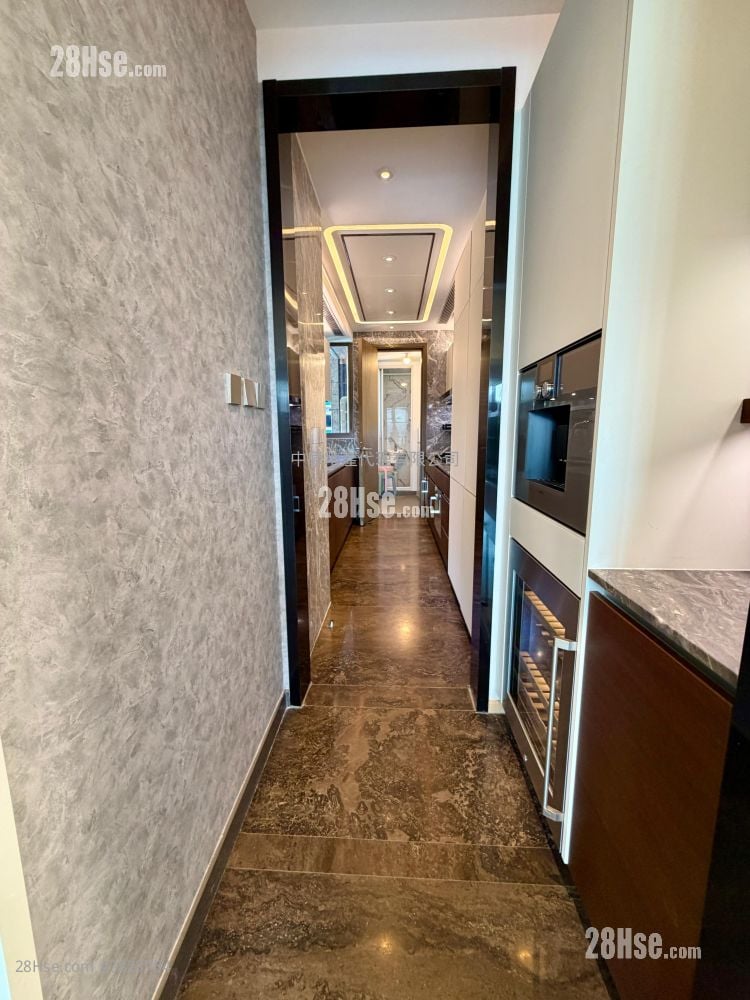 傲玟 售盘 3 房 , 4 浴室 1,403 平方尺