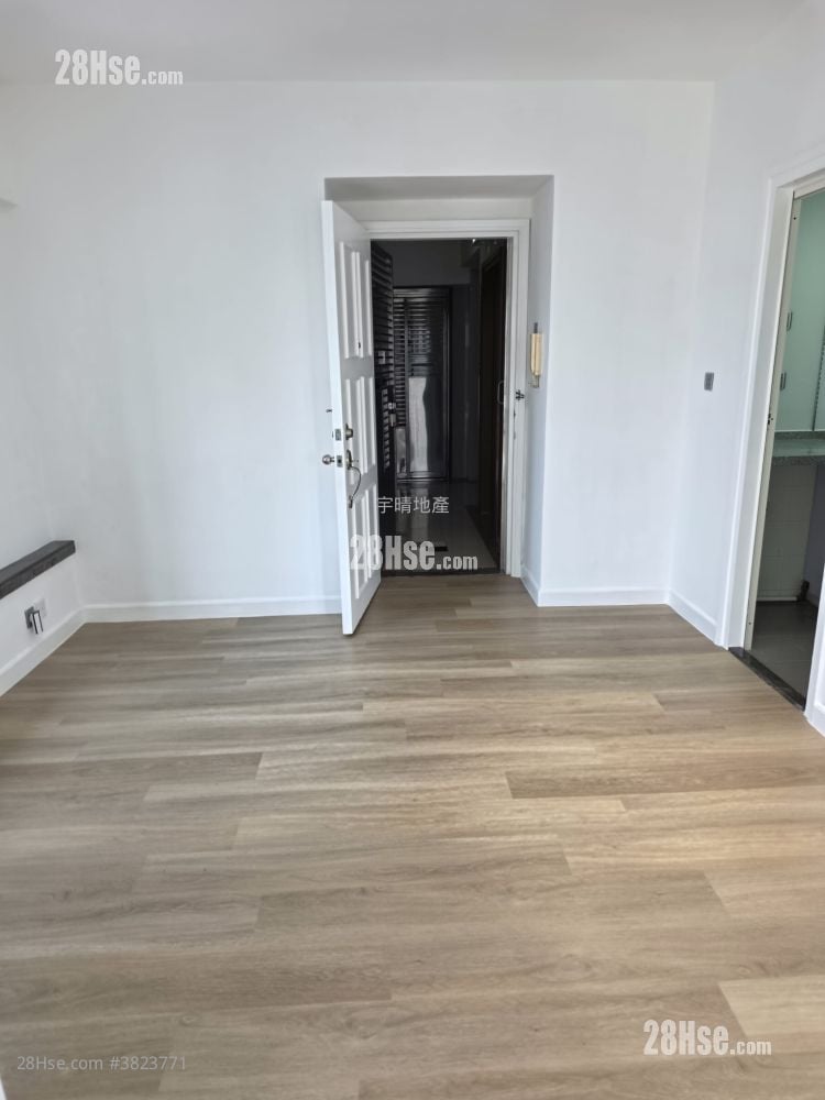 富华广场 售盘 2 房 , 1 浴室 339 平方尺