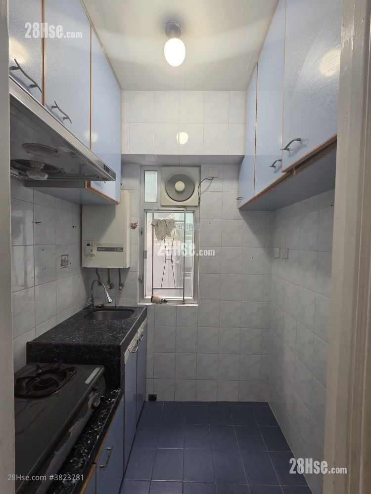 福仁大廈 售盤 2 房 , 1 浴室 362 平方呎