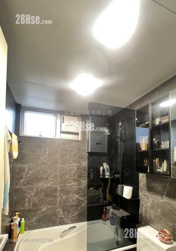 沙田第一城 售盘 3 房 853 平方尺