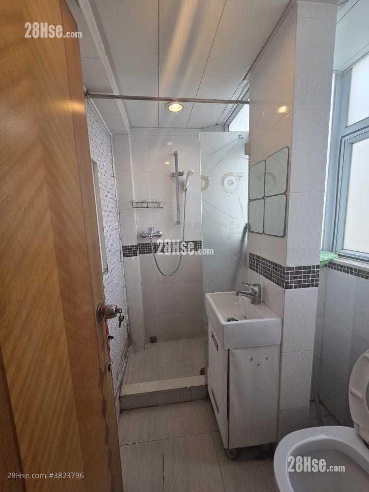 Peony Court Sell 2 Bedrooms , 1 Bathroom 290 ft²