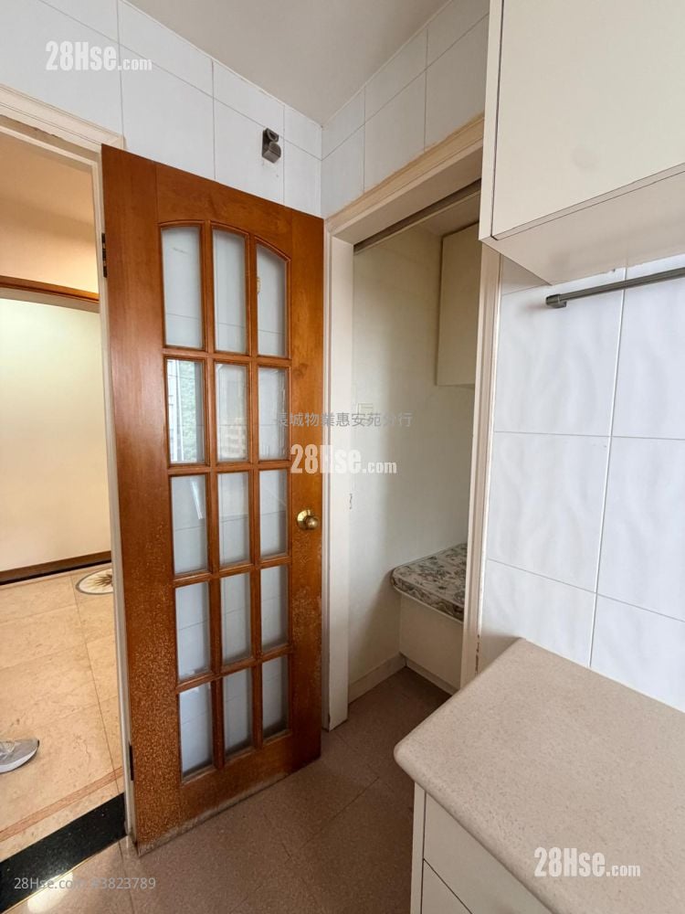 惠安苑 租盤 3 房 , 2 浴室 894 平方呎