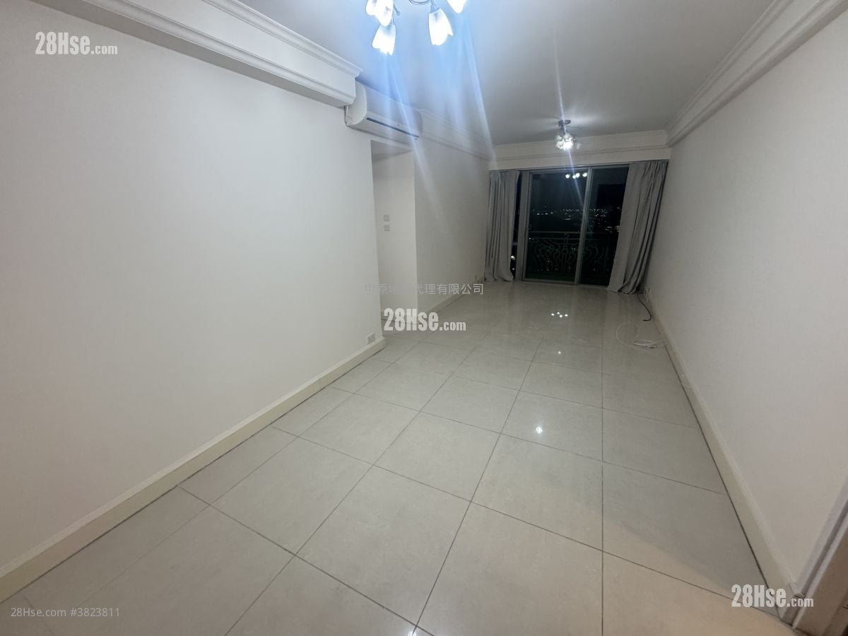 Caribbean Coast Sell 3 Bedrooms , 2 Bathrooms 757 ft²