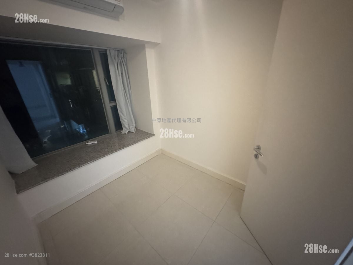 Caribbean Coast Sell 3 Bedrooms , 2 Bathrooms 757 ft²