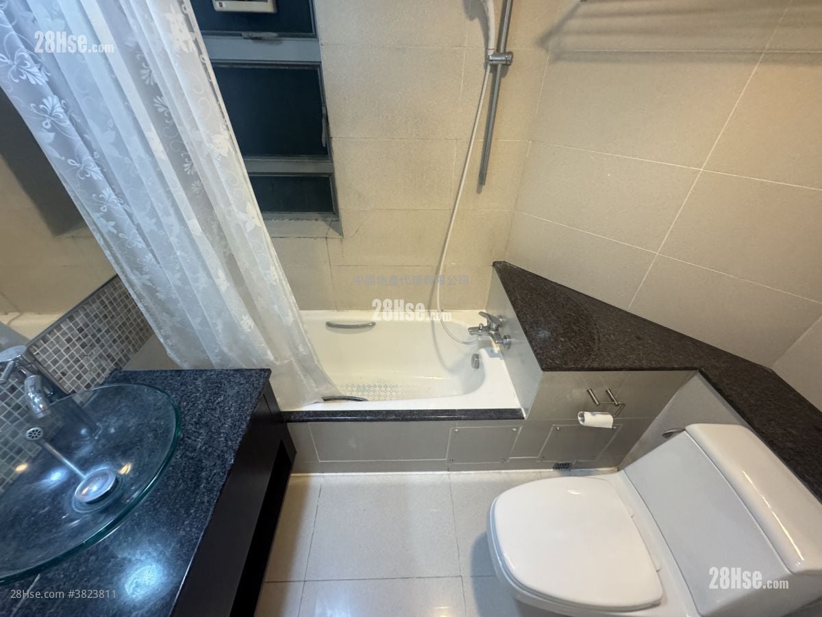 Caribbean Coast Sell 3 Bedrooms , 2 Bathrooms 757 ft²