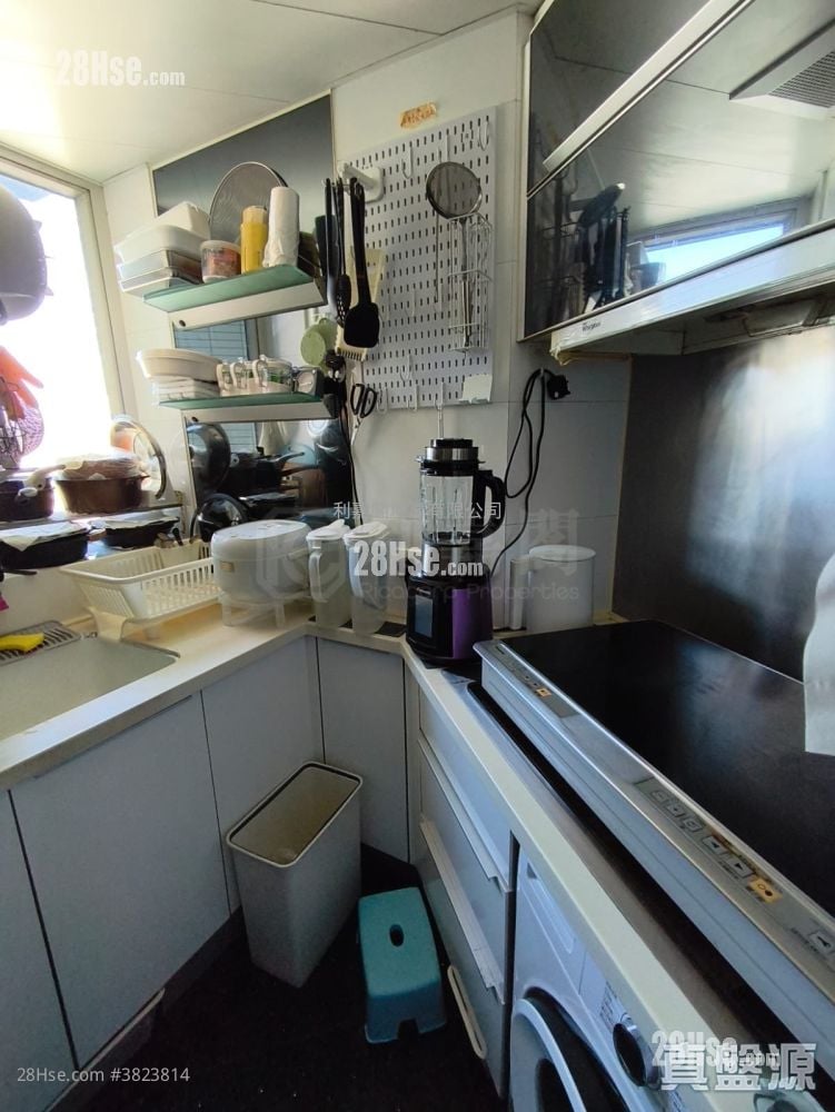 Festival City Sell 3 Bedrooms 678 ft²