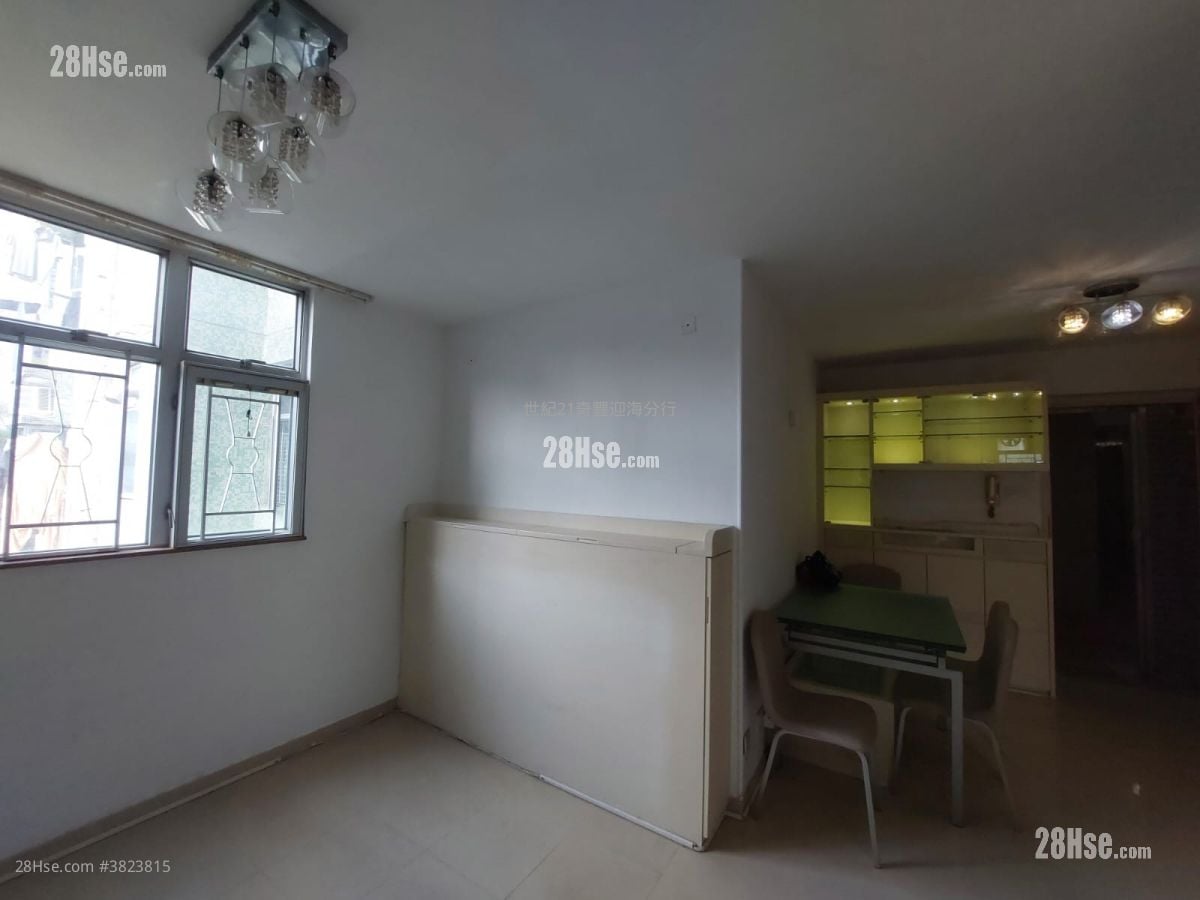 富宝花园 售盘 3 房 , 2 浴室 592 平方尺