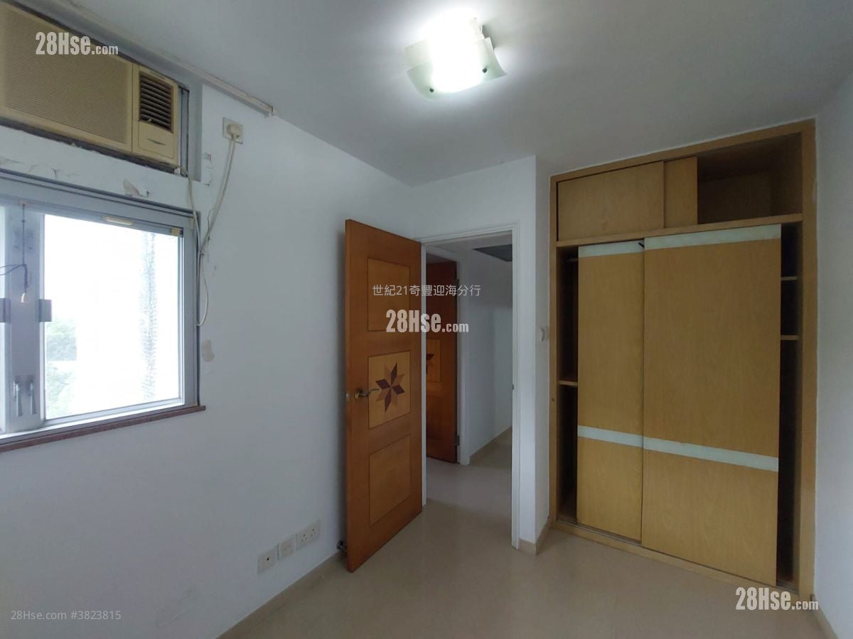 富宝花园 售盘 3 房 , 2 浴室 592 平方尺