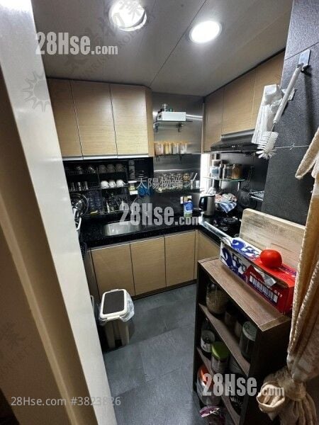 Whampoa Estate Sell 3 Bedrooms 494 ft²