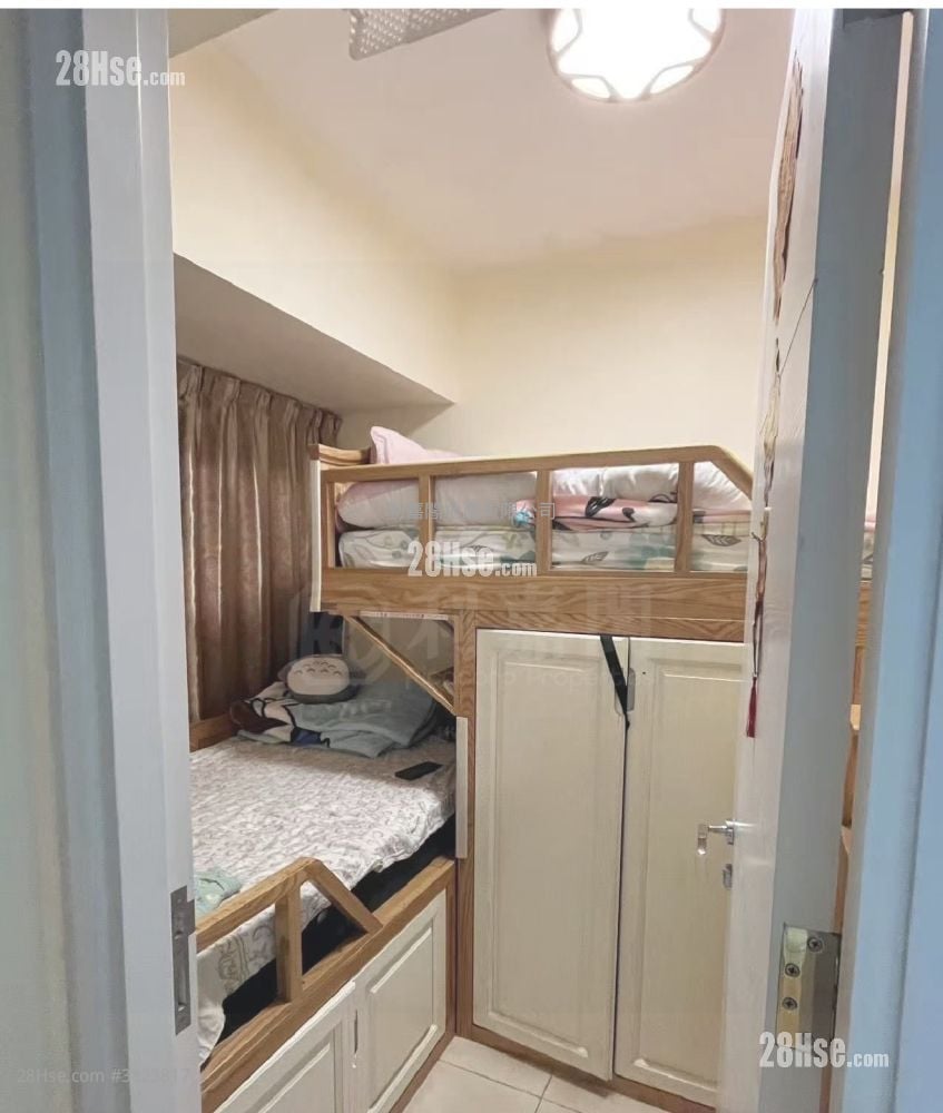 名城 售盘 3 房 , 2 浴室 741 平方尺