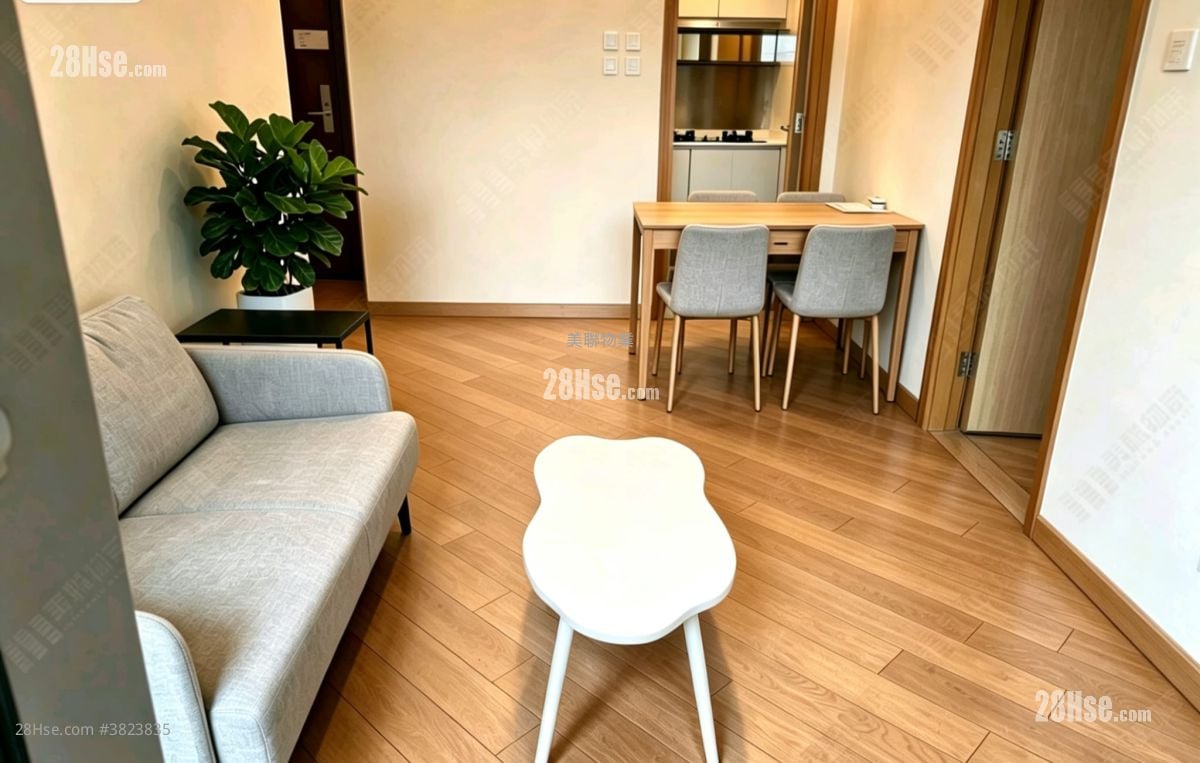 厅: 珑门 售盘 1 房 379 平方尺