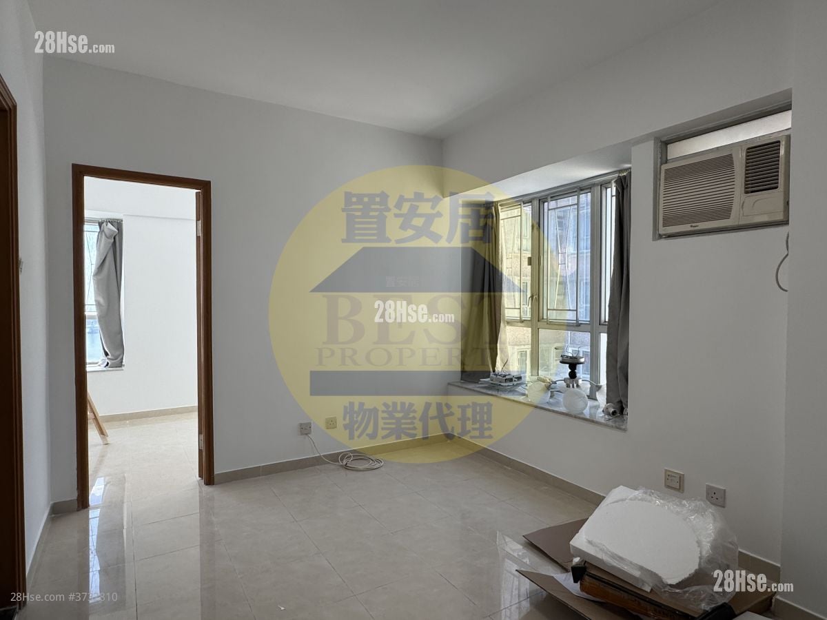 Richland Garden Sell 1 Bedroom , 1 Bathroom 325 ft²