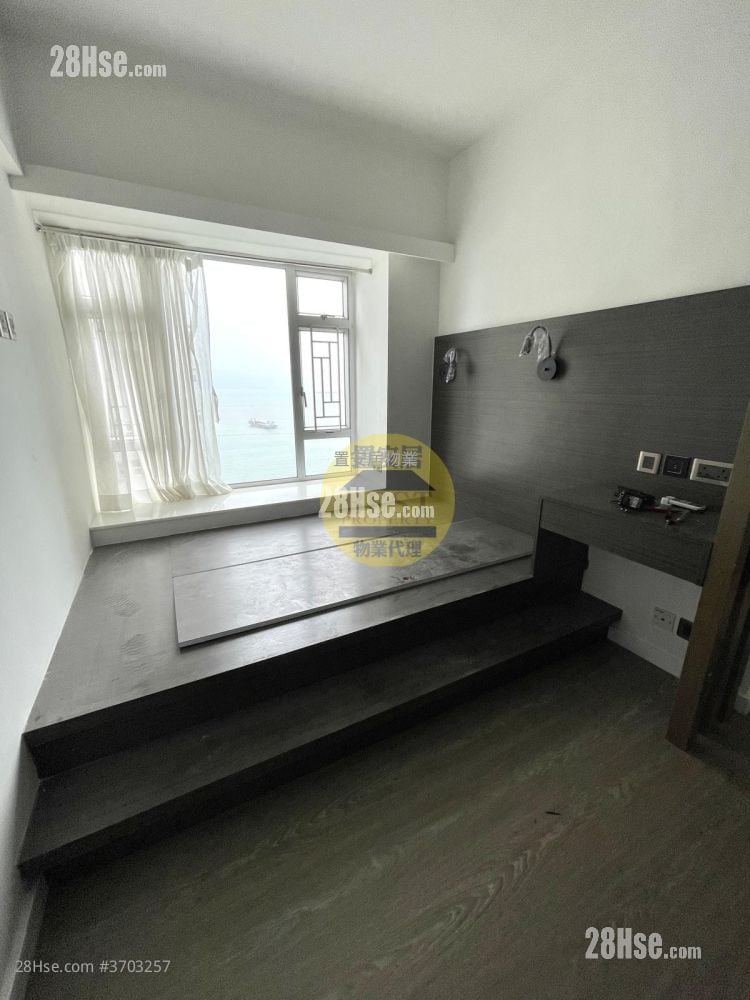 Marina Garden Sell 4 Bedrooms , 1 Bathroom