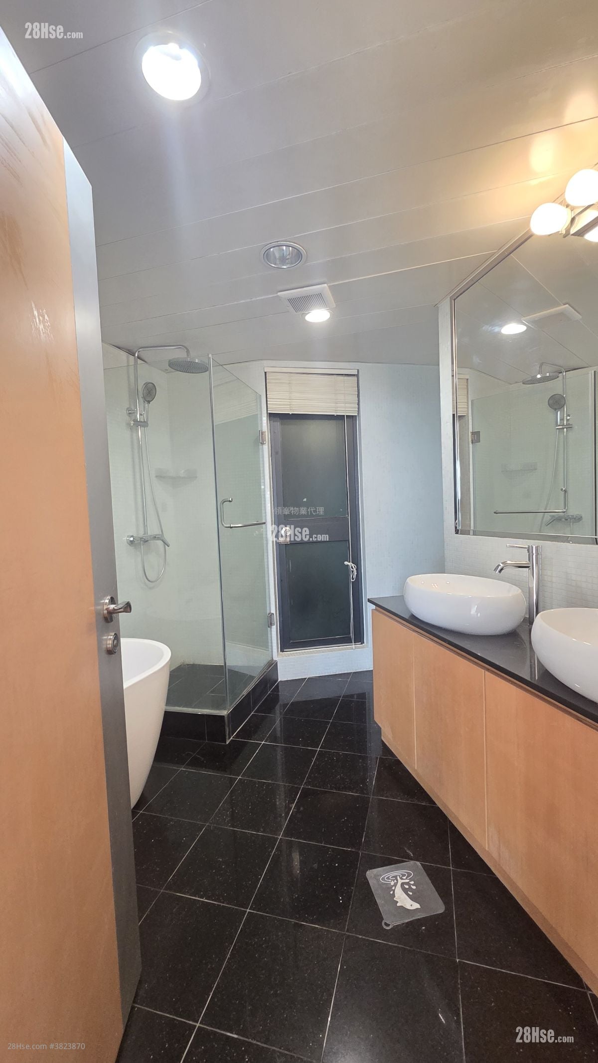 浪颐居 售盘 3 房 , 2 浴室 1,636 平方尺