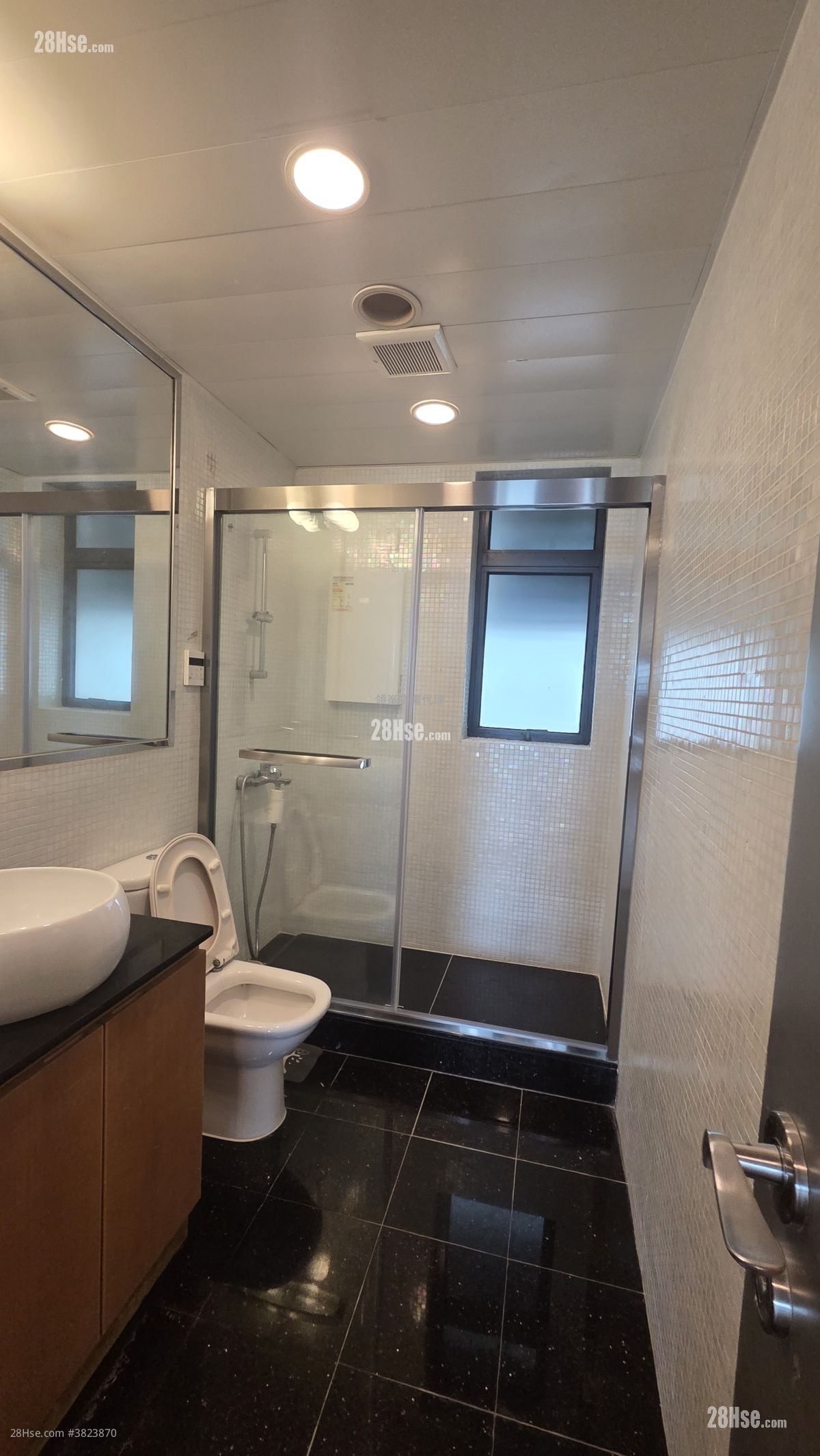 浪颐居 售盘 3 房 , 2 浴室 1,636 平方尺