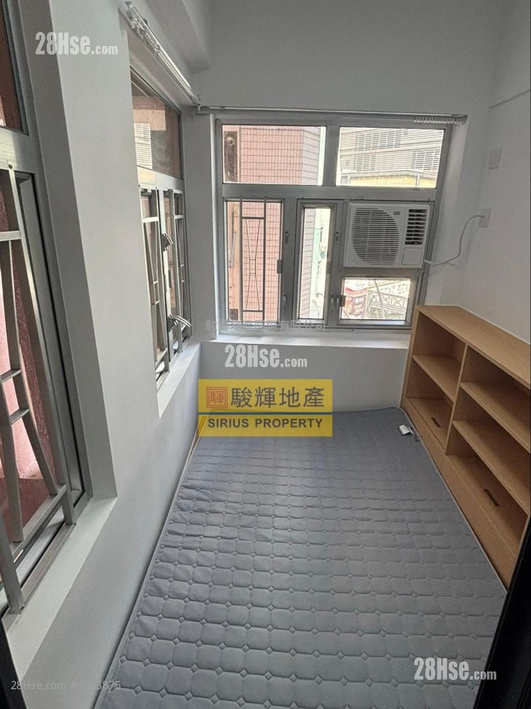 金冠大廈 租盤 2 房 , 1 浴室 200 平方呎